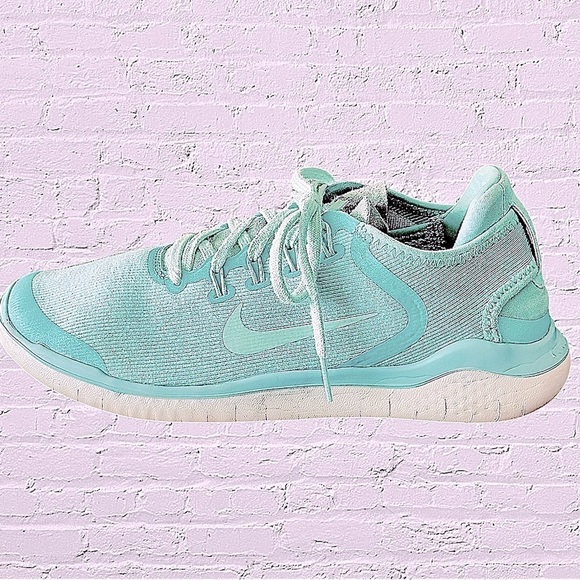 EUC! WOMEN’S NIKE FREE RN 2018 SUN ISLAND GREEN - Picture 7 of 9